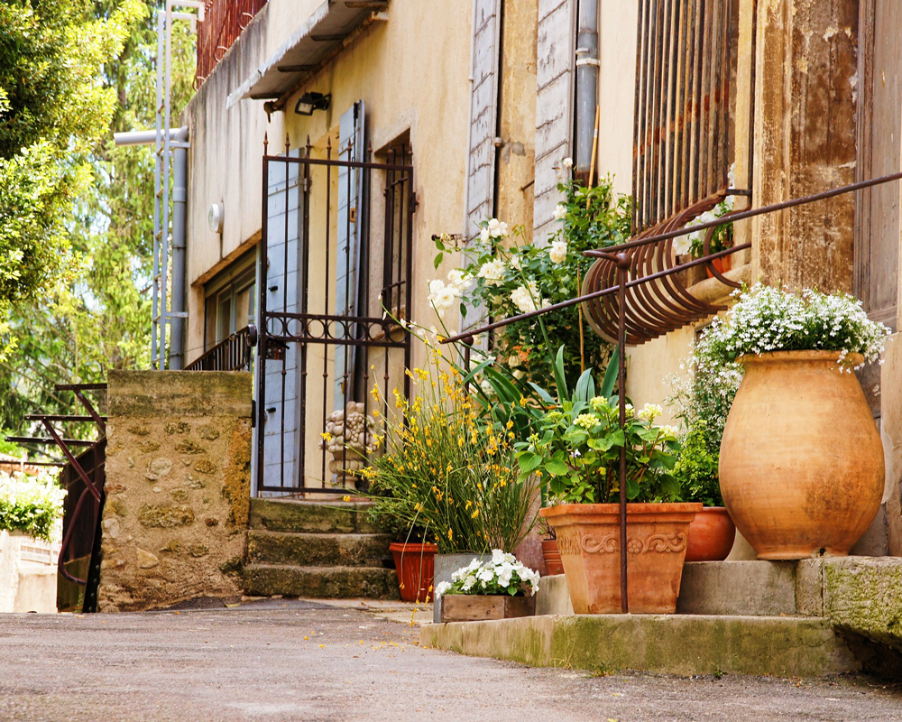 charming little street in Aix en Provence