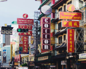 image of Bangkok Chinatown shops and restaurants