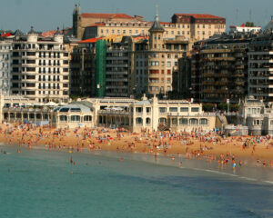 image of the beach in San Sebastian, Spain