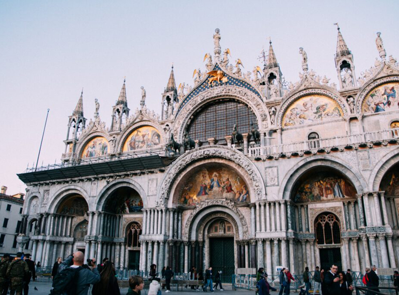 Venice - Gondola Tour 4