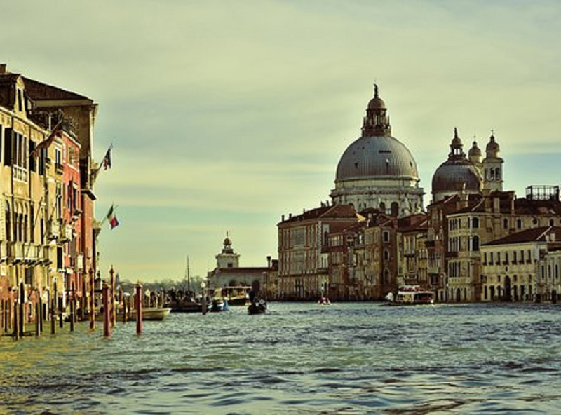 Venice - Gondola Tour 5