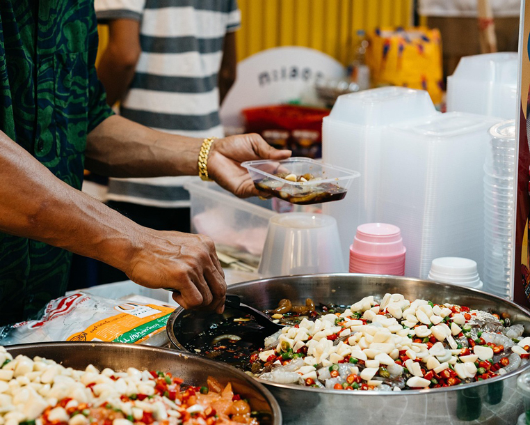 762x610-bangkok-market-food