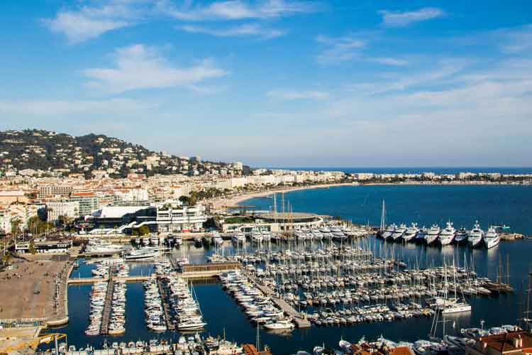 Cannes marina