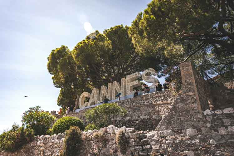 Cannes sign