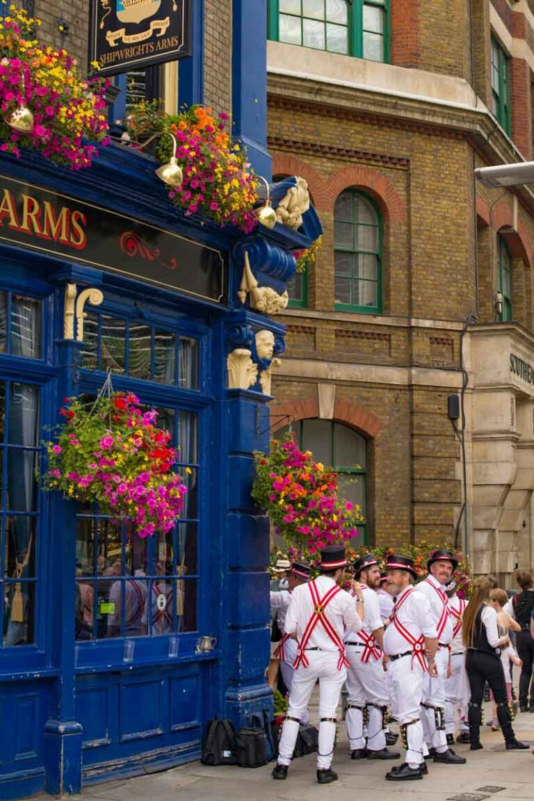 London Pub people outside